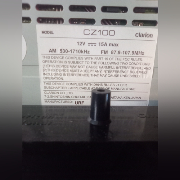 Clarion CZ100 Car stereo receiver with remote - Picture 7 of 9